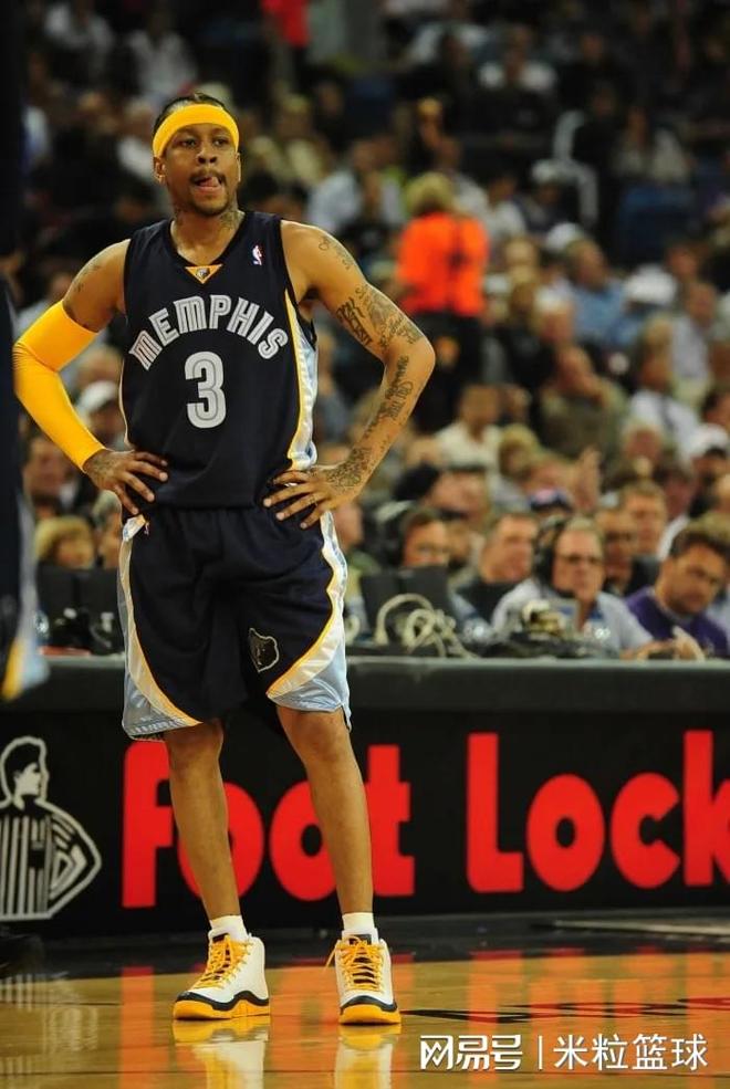 裁判专家：裁判给弗兰·加西亚红牌没问题，罚下卡雷拉斯错了（裁判专家：弗兰·加西亚红牌判定合理，卡雷拉斯被罚下属误判）