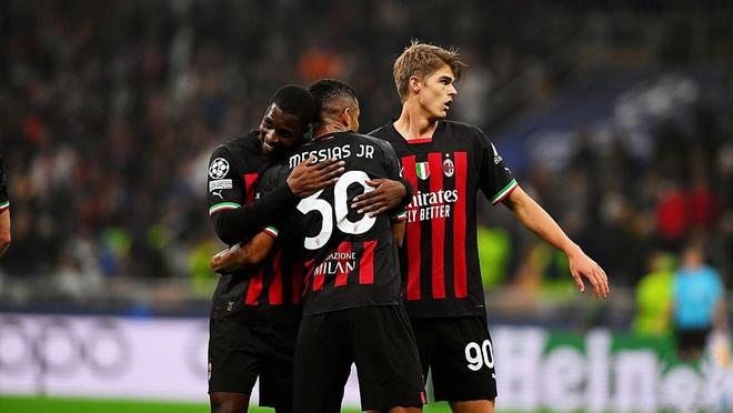 中国足球小将教练回忆四年前传控训练（中国足球小将主帅忆四年前的传控训练）