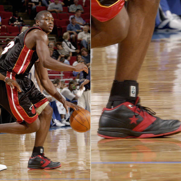 2025中足联颁奖礼：辽宁铁人主帅李金羽当选中甲最佳教练（2025中足联年度颁奖：辽宁铁人主帅李金羽荣膺中甲最佳教练）