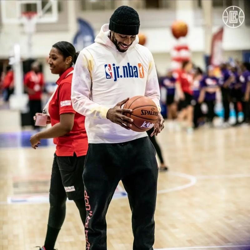 因斯：国米要小心利物浦，别以为他们现在混乱不堪就容易对付（因斯告诫国米：利物浦看似混乱，绝不可轻敌）