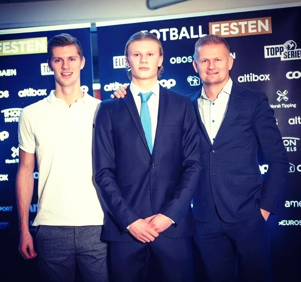 海港瞄准津门虎头号射手，力争中超四连冠再添强援（海港锁定津门虎头号射手，冲击中超四连冠再补强）