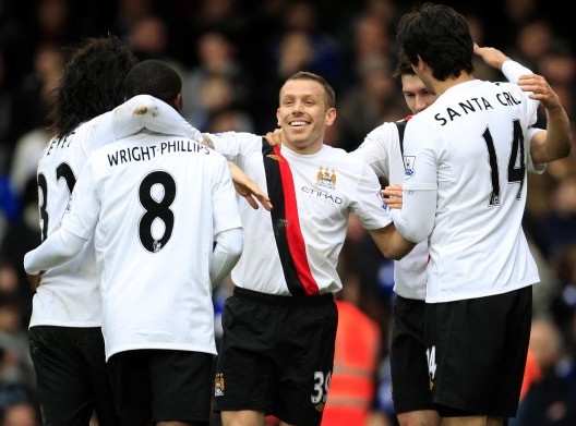 费迪南德：见到巴乔让我非常激动，那仿佛让我回到了童年时代（费迪南德：与巴乔相见激动万分，恍若重回童年）