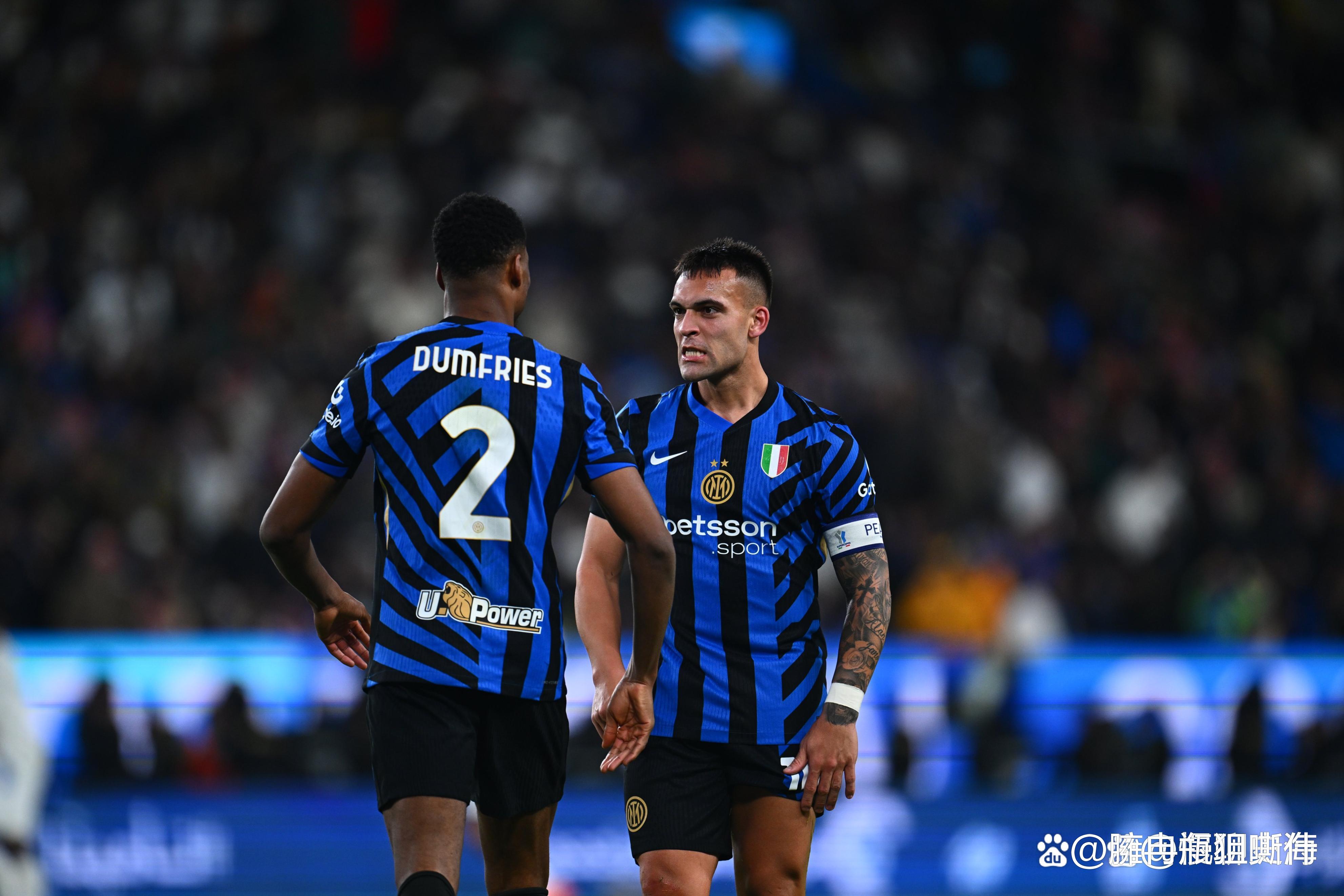 斯洛特两度弃用萨拉赫收奇效，利物浦四场不败迎欧冠胜利（斯洛特两度雪藏萨拉赫见奇效，利物浦四战不败斩获欧冠胜利）