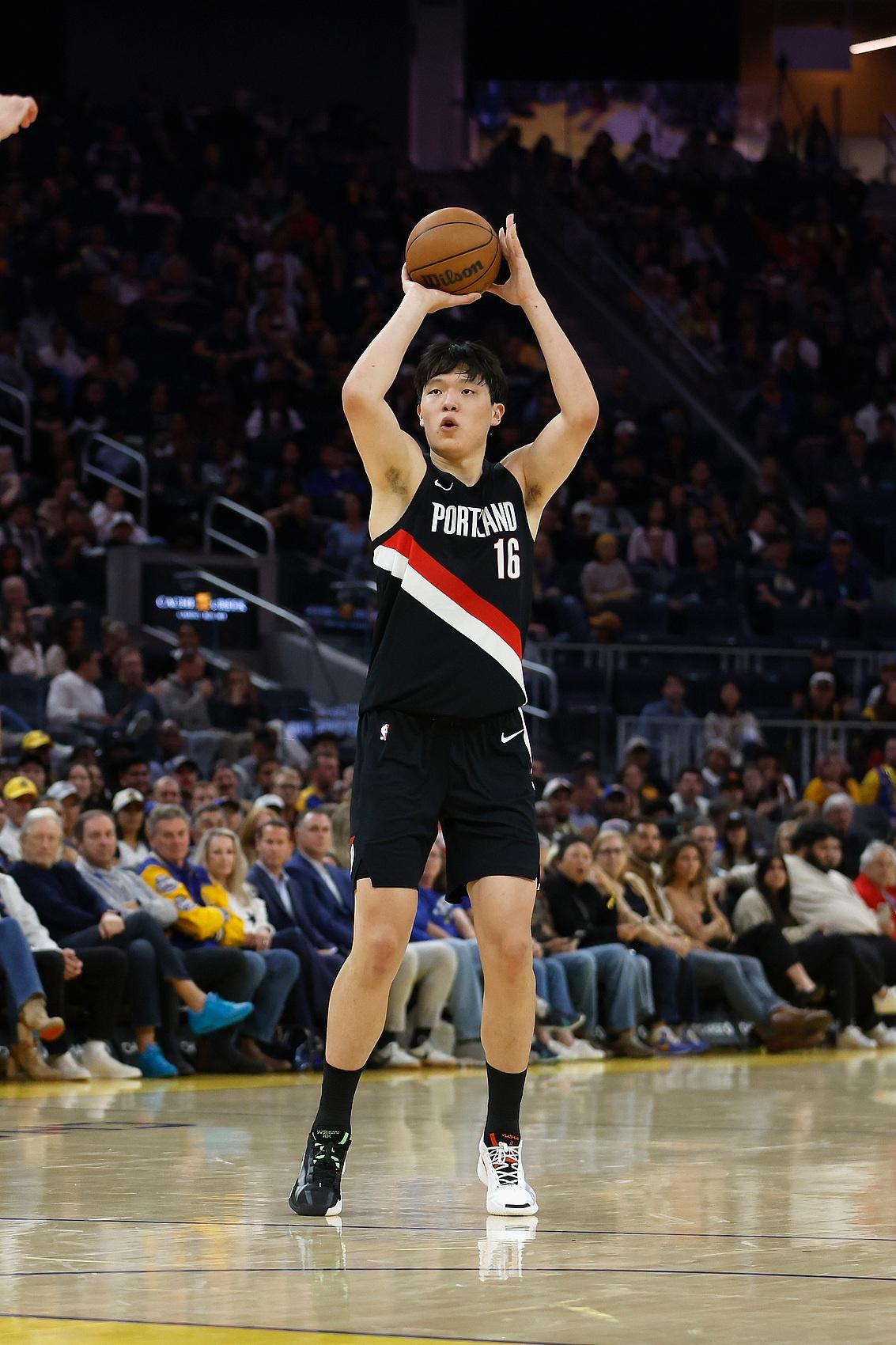 贝纳蒂亚：阿坎吉帮助我们引进了帕瓦尔，国米起初要价2000万（贝纳蒂亚：阿坎吉牵线助我们签下帕瓦尔，国米最初标价2000万）